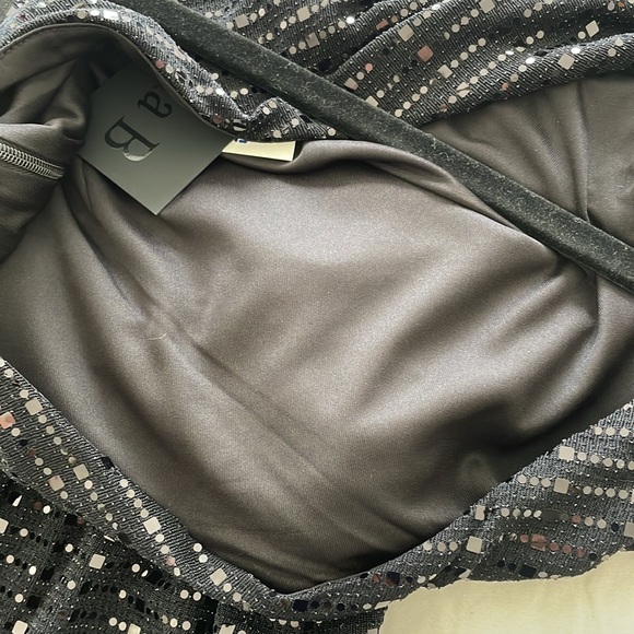 NWT ALEXA B ONE SHOULDER SEQUIN JUMPSUIT - Picture 6 of 6